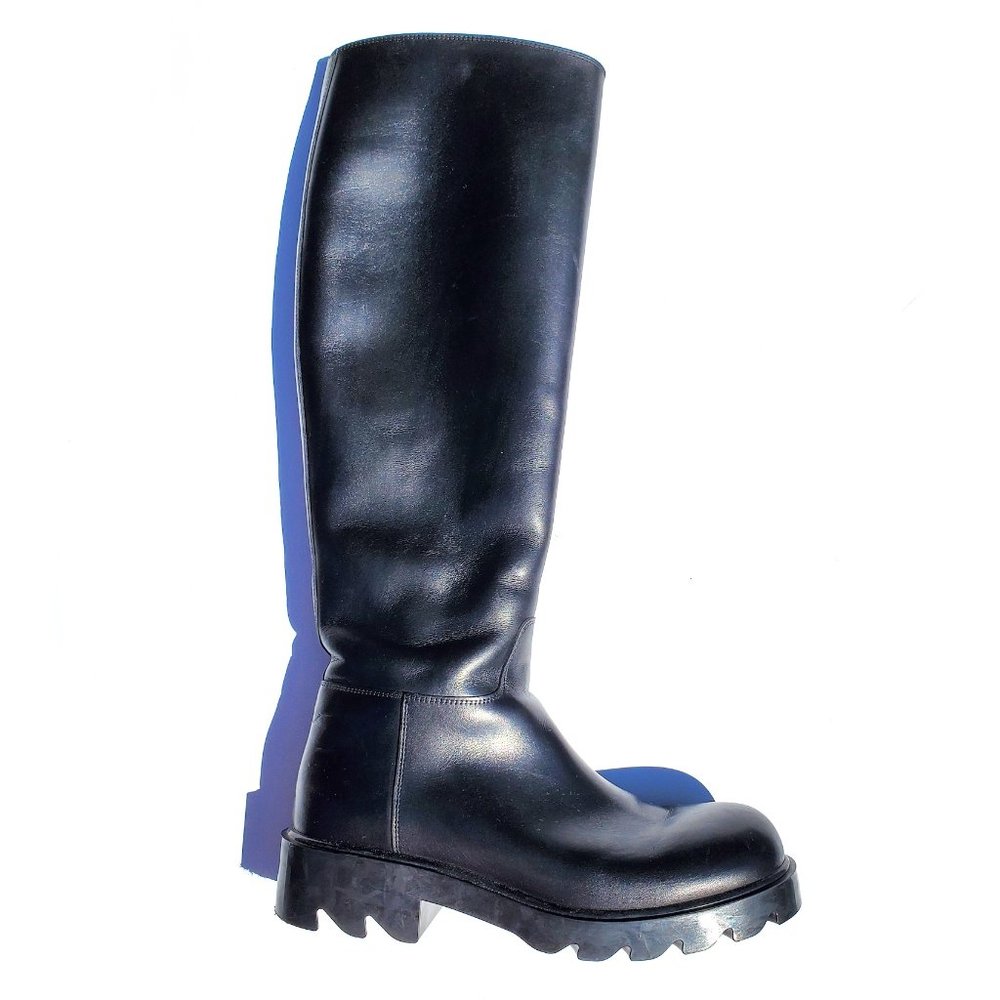 Authentic Bottega Veneta Lug Black Leather Tall Platform Round Toe Boots 37 6.5